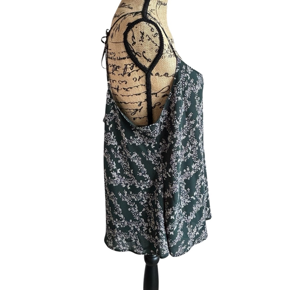 BCBGMaxAzria Spruce Green Strappy
Floral Camisole Top - Picture 6 of 13